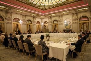 Dubes RI, Dubes Anggota OKI Buka Puasa Bersama Perdana Menteri Rumania