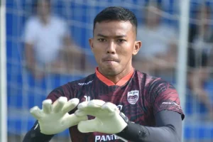 Teja Paku Alam Bertekad Bawa Kemenangan Persib dari Kampung Halamannya