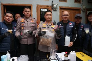 35 Ribu Nyawa di Ujung Bahaya, Pabrik Narkoba Cair di Cimahi Akhirnya Digulung Polisi