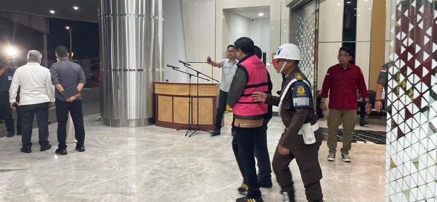 Bos Bank DKI & Bank BJB Diduga Terlibat Korupsi Kredit Sritex