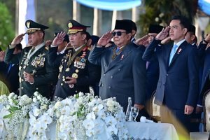 Gibran Dampingi Prabowo di Hari Bhayangkara ke-79