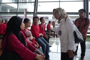 Uji Coba Pedoman Pemulangan Pekerja Migran Bermasalah, Kemenko Polkam Terima 264 WNI/PMIB dari Malaysia di Jakarta