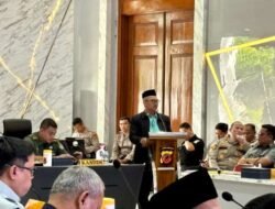 Sambut Natal dan Tahun Baru 2026, Kemenag Kota Bandung Gelar Bersih-Bersih Rumah Ibadah