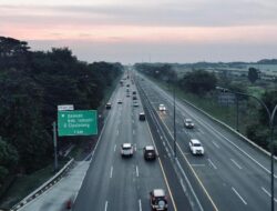 BREAKING NEWS: H-7 Libur Nataru 2025/2026, Lalu Lintas Trans Jawa Menuju Timur Naik Hingga 18 Persen