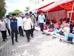 Mendagri Tito Dampingi Presiden Prabowo Tinjau Banjir Langkat, Fokus Pemulihan Warga