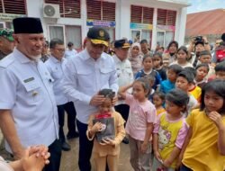 Menko Polkam Tegaskan Negara Hadir Dampingi Korban Bencana Sumbar