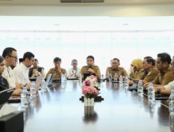 Wamendagri Wiyagus Dorong Tata Kelola Stadion yang Profesional untuk Perkuat Industri Olahraga dan UMKM