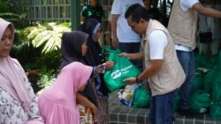 Wujudkan Kepedulian Sosial, PT Pegadaian Kanwil X Jabar Serahkan Mobil Siaga dan Ratusan Paket Sembako di Batukaras