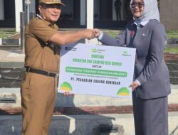 Dukung Program “Kuningan Terawat”, PT Pegadaian Kantor Wilayah X Jawa Barat Serahkan 12 Armada Angku