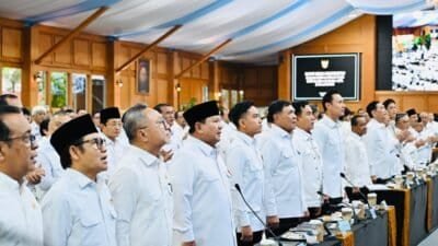 Wapres Dampingi Presiden Prabowo pada Rapat Kerja Pemerintah, Perkuat Langkah Indonesia Hadapi Dinamika Global
