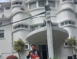Konsistensi Gerakan Literasi, Guru Garut Raih Penghargaan UPI di Hardiknas 2026