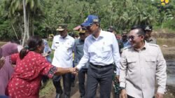 Akses Warga Sempat Lumpuh usai Banjir Tanah Datar, PU Langsung Turun Tangan