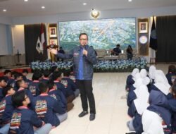 Bima Arya Bongkar Kunci Sukses Generasi Masa Depan: Bukan Nilai Tinggi, Tapi Kemampuan Berkolaborasi