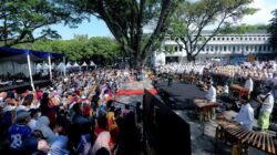 Bandung Kota Angklung Festival 2026 Pecah, 500 Seniman Ramaikan Balai Kota
