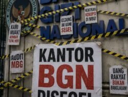 Kantor BGN Disegel Warga, 346 Dapur SPPG Berhenti: Tuntutan Audit & Evaluasi MBG Menguat