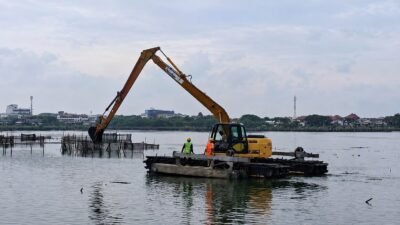 Hampir 20 Tahun Tak Dikeruk, Waduk Pusong Lhokseumawe Kembali Dinormalisasi