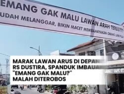 Spanduk “Emang Gak Malu?” Diterobos, Lawan Arus Depan RS Dustira Masih Marak 