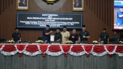 Wali Kota Sampaikan Penjelasan Raperda APBD Perubahan 2026 dan APBD 2027 di Paripurna DPRD